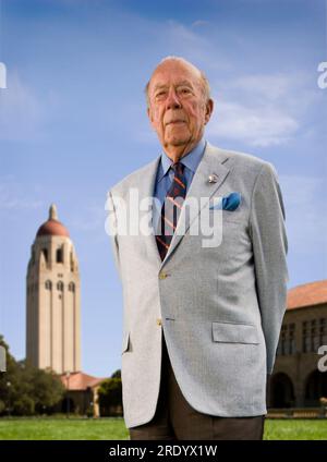 Portrait of former Secretary of State George Schultz at Stanford university in Palo Alto, California. Stock Photo