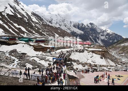 Kedarnath is one of the most sacred pilgrimages of Lord Shiva situated in Rudraprayag district of Garhwal region in Uttarakhand. Kedarnath is one of the Char Dham in Uttarakhand and the most important dham among Panch kedar. Kedarnath is situated at an altitude of 3586 mts, in the lap of the majestic mountain peaks and near the head of river Mandakini, Kedarnath range stands one of the twelve Jyotirlingas of Lord Shiva. India. Stock Photo