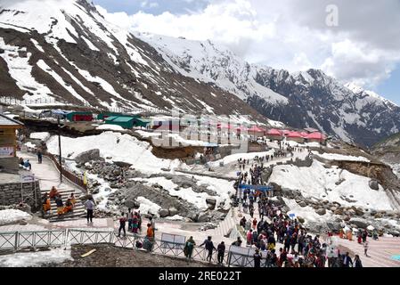 Kedarnath is one of the most sacred pilgrimages of Lord Shiva situated in Rudraprayag district of Garhwal region in Uttarakhand. Kedarnath is one of the Char Dham in Uttarakhand and the most important dham among Panch kedar. Kedarnath is situated at an altitude of 3586 mts, in the lap of the majestic mountain peaks and near the head of river Mandakini, Kedarnath range stands one of the twelve Jyotirlingas of Lord Shiva. India. Stock Photo