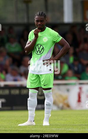 firo : 07/15/2023, football, soccer, 1st league, 1st Bundesliga, season 2023/2024, test match, VfL Wolfsburg - Beck's selection Ridle BAKU, Wolfsburg, thoughtful Stock Photo