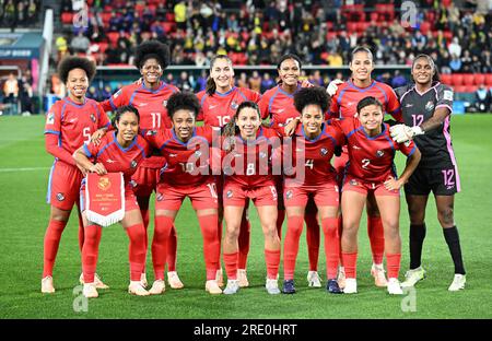 (230724) -- ADELAIDE, July 24, 2023 (Xinhua) -- Players of Panama line up for a team photo before the Group F match between Brazil and Panama at the 2023 FIFA Women's World Cup in Adelaide, Australia, July 24, 2023. (Xinhua/Xiong Qi) Stock Photo