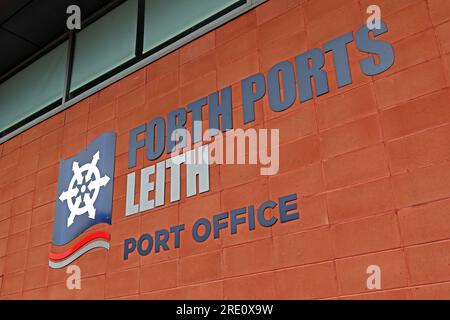 Port of Leith, Cruise Liner Terminal, Forth Ports, Capital Cruising - Edinburgh - London, Cruise Line Terminal, 100 Ocean Dr, Leith, Edinburgh EH6 6JJ Stock Photo