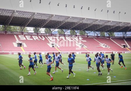 Geneva, Switzerland. 24th July, 2023. Illustration picture shows the start of a training session of Belgian soccer team KRC Genk, Monday 24 July 2023 in Geneva, Switzerland, in preparation of tomorrow's match against Servette FC in the second qualifying round for the UEFA Champions League competition. BELGA PHOTO VIRGINIE LEFOUR Credit: Belga News Agency/Alamy Live News Stock Photo