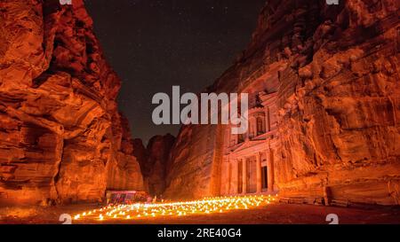 Petra Jordan: - The Treasury in Petra lit up with candles Stock Photo