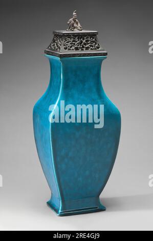Vase and Cover 1723-1735 Artist/maker unknown, Chinese, 	Glazed porcelain; wooden cover Stock Photo