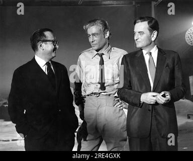 PETER O'TOOLE with Producer JULES BUCK and Director DAVID LEAN during ...