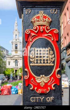 City of Westminster shield on lamp post on The Strand, City of Westminster, Greater London, England, United Kingdom Stock Photo