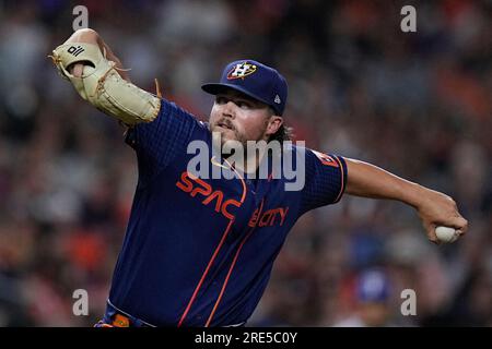 Houston Astros relief pitcher Parker Mushinski delivers during the