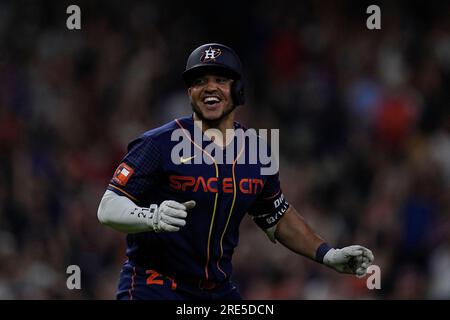 Yainer Diaz, Houston Astros get walk-off win vs. Texas Rangers