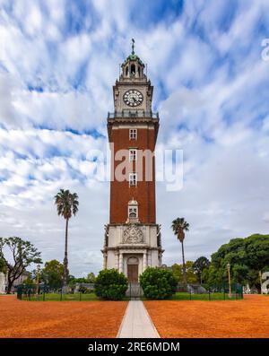 Torre Monumental (Torre de los Ingleses - English tower) and Retiro railway  station, Buenos Aires, Argentina Stock Photo - Alamy