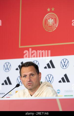 Wyong, Australia. 26th July, 2023. Soccer, Women: World Cup, Germany, Press conference: Panagiotis 'Joti' Chatzialexiou, Sports Director National Teams, speaks. Credit: Sebastian Christoph Gollnow/dpa/Alamy Live News Stock Photo