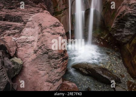 Waterfall in the Cinca River, Pineta Valley, Ordesa and Monte Perdido National Park, Huesca Province, Autonomous Community of Aragon, Pyrenees mountai Stock Photo