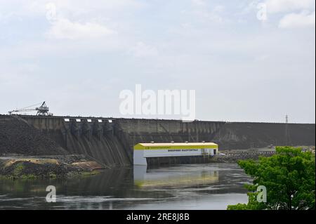 Brokopondo hydroelectric plant is an operating hydroelectric power plant in Sarakreek, Brokopondo, suriname Stock Photo