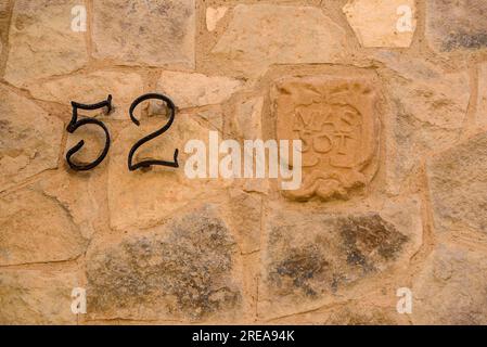 Details of the village of Bovera on a spring morning (Les Garrigues, Lleida, Catalonia, Spain) ESP: Detalles del pueblo de Bovera (Lérida, España) Stock Photo