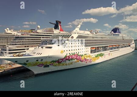 Nassau, Bahamas - Februay 18, 2016: terrific cruise ship for voyage vacation Stock Photo