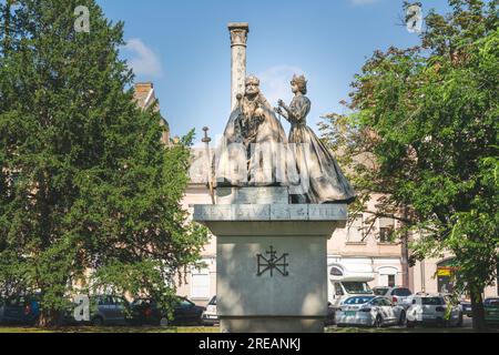 Statue of Saint Stephen and Gizella on Széchenyi Square in Szeged Stock Photo