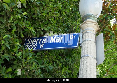 Los Angeles, California, USA 26th July 2023 Sierra Mar Drive on July 26, 2023 in Los Angeles, California, USA. Photo by Barry King/Alamy Stock Photo Stock Photo