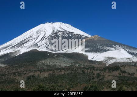 Mt. Fuji Hoei Crater Stock Photo - Alamy