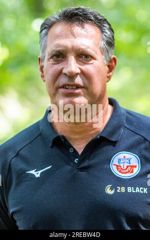 Bad Doberan, Germany. 20th July, 2023. Rostock coach Alois Schwartz of FC Hansa Rostock. Credit: Jens Büttner/dpa - IMPORTANT NOTE: In accordance with the requirements of the DFL Deutsche Fußball Liga and the DFB Deutscher Fußball-Bund, it is prohibited to use or have used photographs taken in the stadium and/or of the match in the form of sequence pictures and/or video-like photo series./dpa/Alamy Live News Stock Photo