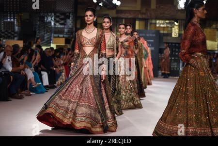 New Delhi, India. 26th July, 2023. Models display creations by Indian designer Ritu Kumar during the FDCI India Couture Week 2023 in New Delhi, India, July 26, 2023. Credit: Javed Dar/Xinhua/Alamy Live News Stock Photo