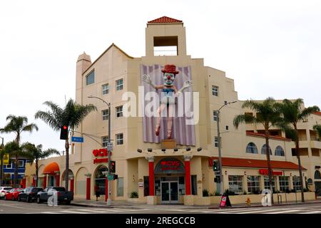 Venice (Los Angeles), California: CLOWNERINA The Giant Ballerina Clown of Venice by Jonathan Borofsky at the intersection of Rose Ave and Main Street Stock Photo