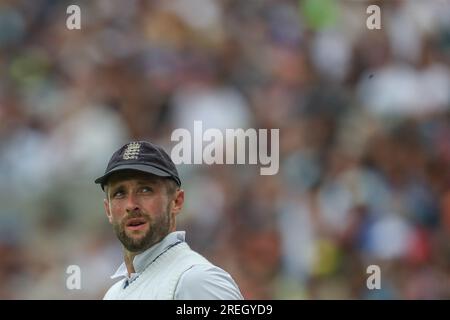 London, UK. 28th July, 2023. Chris Woakes of England during the LV= Insurance Ashes Fifth Test Series Day Two England v Australia at The Kia Oval, London, United Kingdom, 28th July 2023 (Photo by Gareth Evans/News Images) in London, United Kingdom on 7/28/2023. (Photo by Gareth Evans/News Images/Sipa USA) Credit: Sipa USA/Alamy Live News Stock Photo