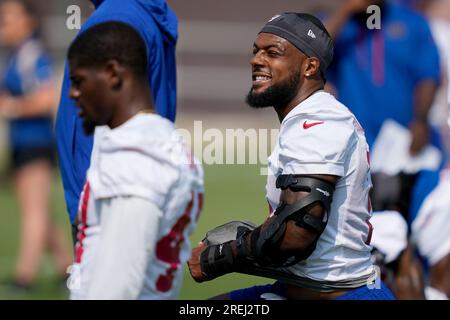 New York Giants linebacker Kayvon Thibodeaux (5) looks to defend during an NFL  football game against the Dallas Cowboys on Thursday, November 24, 2022, in  Arlington, Texas. (AP Photo/Matt Patterson Stock Photo - Alamy