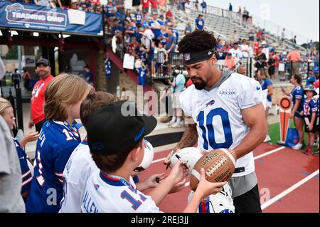 Buffalo Bills wide receiver Khalil Shakir catches a pass during practice at  the NFL football team's training camp in Pittsford, N.Y., Sunday, July 30,  2023. (AP Photo/Adrian Kraus Stock Photo - Alamy