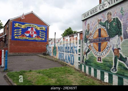 Sandy Row inner city estate in South Belfast Stock Photo