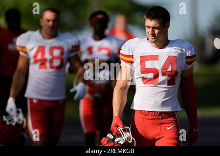 Kansas City Chiefs linebacker Leo Chenal (54) gets set on defense during an  NFL pre-season football game against the Washington Commanders Saturday,  Aug. 20, 2022, in Kansas City, Mo. (AP Photo/Peter Aiken