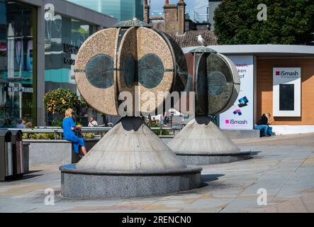 Twins, sound and light sculpture, art work by Charlie Hooker, outside Churchill Square in Brighton, Brighton & Hove, UK. Sculptures. Stock Photo