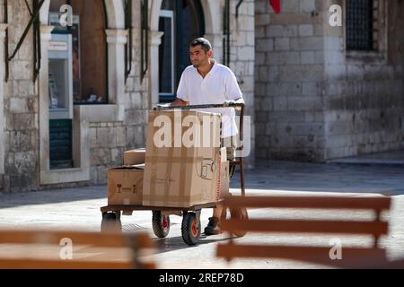 Dubrovnik, Croatia. 29th July, 2023. Tourists took advantage of the sunny weather to walk along Stradun in Dubrovnik, Croatia on July 29, 2023. Photo: Sime Zelic/PIXSELL Credit: Pixsell/Alamy Live News Stock Photo