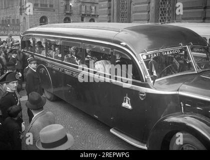 Autobus e Corriere (anni 20 e 30) Stock Photo