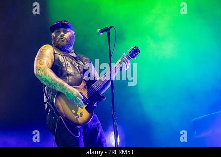 Twin Lakes, USA. 28th July, 2023. Wade MacNeil of Alexisonfire during the 'Life Is But A Dream Tour' at Credit Union 1 Amphitheatre on July 28, 2023, in Tinley Park, Illinois (Photo by Daniel DeSlover/Sipa USA) Credit: Sipa USA/Alamy Live News Stock Photo