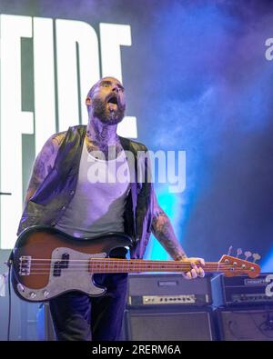 Twin Lakes, USA. 28th July, 2023. Chris Steele of Alexisonfire during the 'Life Is But A Dream Tour' at Credit Union 1 Amphitheatre on July 28, 2023, in Tinley Park, Illinois (Photo by Daniel DeSlover/Sipa USA) Credit: Sipa USA/Alamy Live News Stock Photo