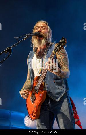 Twin Lakes, USA. 28th July, 2023. Dallas Green of Alexisonfire during the 'Life Is But A Dream Tour' at Credit Union 1 Amphitheatre on July 28, 2023, in Tinley Park, Illinois (Photo by Daniel DeSlover/Sipa USA) Credit: Sipa USA/Alamy Live News Stock Photo