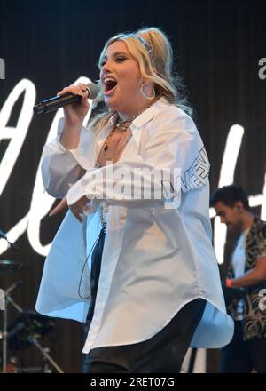 Lulworth Castle, Dorset, UK. 28th July 2023. Ella Henderson at Camp Bestival, Lulworth Castle, Dorset Credit: Graham Tarrant/Alamy Live News Stock Photo