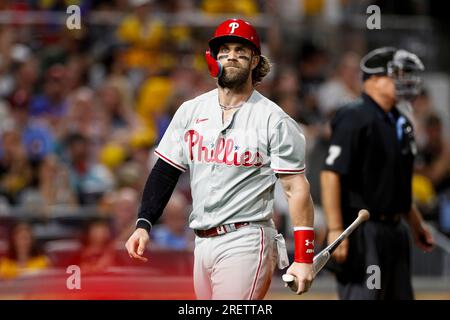 Philadelphia Phillies first basemen Bryce Harper (3) in a defensive stance  during a MLB regular season game between the Philadelphia Phillies and Clev  Stock Photo - Alamy