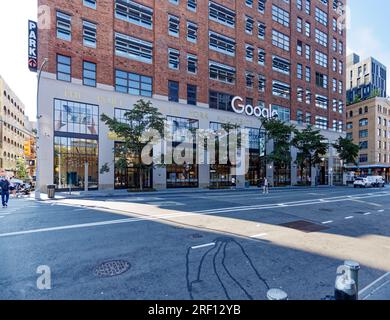 Chelsea: Former rail freight terminal Union Inland Terminal #1 / Port Authority Building converted its massive floors to tech hub Google Building. Stock Photo