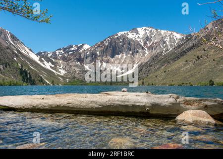 The tranquil beauty of Convict Lake in the High Sierras Stock Photo