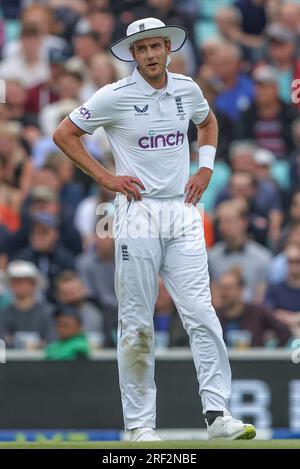 London, UK. July 31st, 2023. Stuart Broad of England during the LV= Insurance Ashes Fifth Test Series Day Five England v Australia at The Kia Oval, London, United Kingdom, 31st July 2023 (Photo by Mark Cosgrove/News Images) in, on 7/31/2023. (Photo by Mark Cosgrove/News Images/Sipa USA) Credit: Sipa USA/Alamy Live News Stock Photo