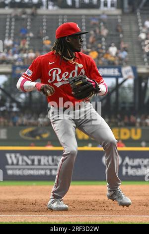 MILWAUKEE, WI - JULY 25: Cincinnati Reds Infielder Elly De La Cruz (44)  gets into position during a MLB game between the Milwaukee Brewers and  Cincinnati Reds on July 25, 2023, at