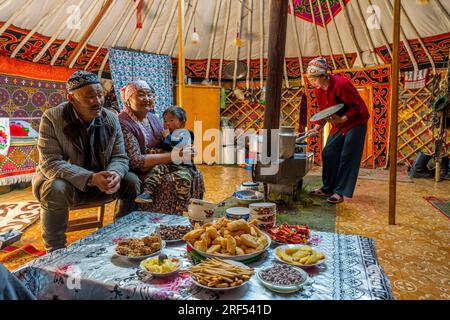 A Kazakh herder family ger in a remote valley in the Altai Mountains (Altay Mountains) near Altai Sum about 200 kilometers from Ulgii (Ölgii) in the B Stock Photo