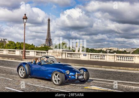 Paris, France. 30th July, 2023. 16th summer crossing of Paris in vintage vehicle organized by the Association 'Vincennes en anciennes'. Stock Photo