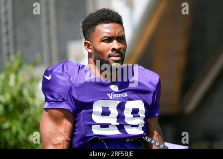 Minnesota Vikings linebacker Danielle Hunter (99) runs during an NFL  football game against the Washington Commanders, Sunday, November 06, 2022  in Landover. (AP Photo/Daniel Kucin Jr Stock Photo - Alamy