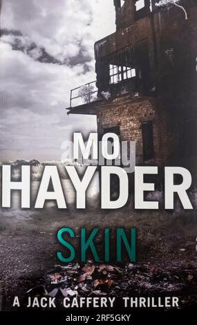 Skin Novel by Mo Hayder  2009 Stock Photo