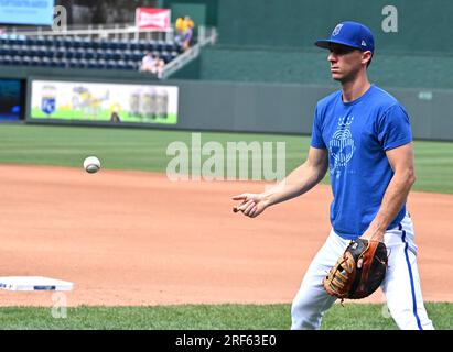 MAY 10, 2023: Kansas City Royals third baseman Matt Duffy (15) fires the  ball across the infield to record an out at Kauffman Stadium Kansas City,  Missouri. Jon Robichaud/CSM.(Credit Image: © Jon