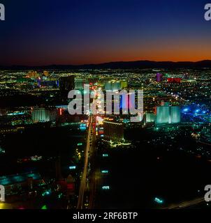 Big shot stratosphere hi-res stock photography and images - Alamy