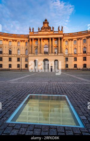 Book Burning Memorial At Bebelplatz Berlin Stock Photo Alamy Book Burning Memorial At Bebelplatz Berlin Stock Photo Alamy
