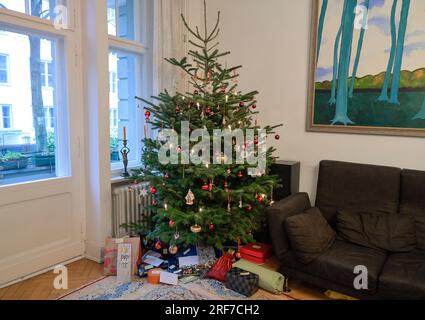 Tannenbaum, geschmückt, Wohnzimmer Stock Photo